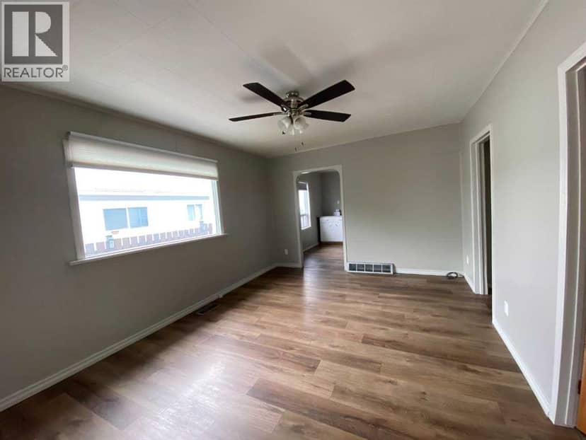 705 227 Street — photo 11 of 25