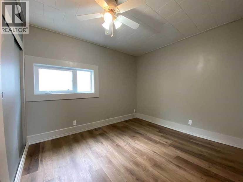 705 227 Street — photo 17 of 25
