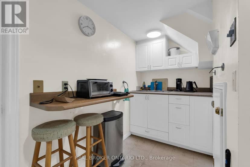 61 Bernick Drive — photo 20 of 40