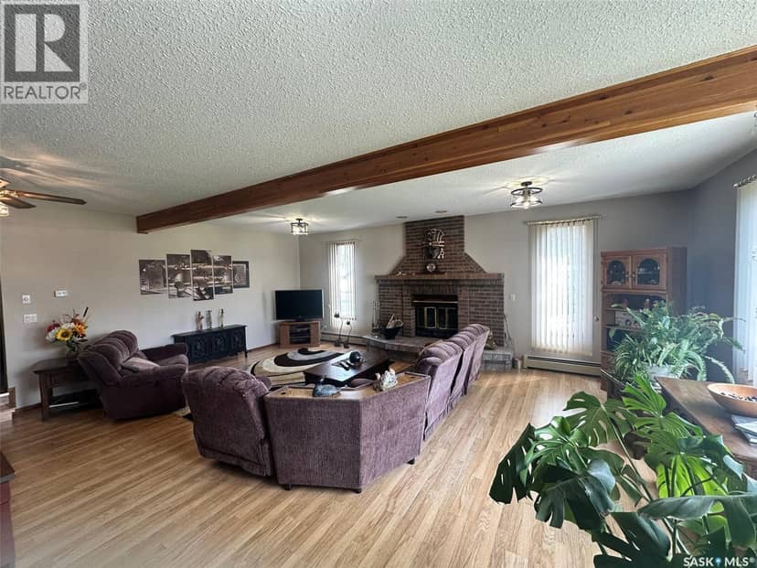 Sieben Acreage — photo 17 of 28