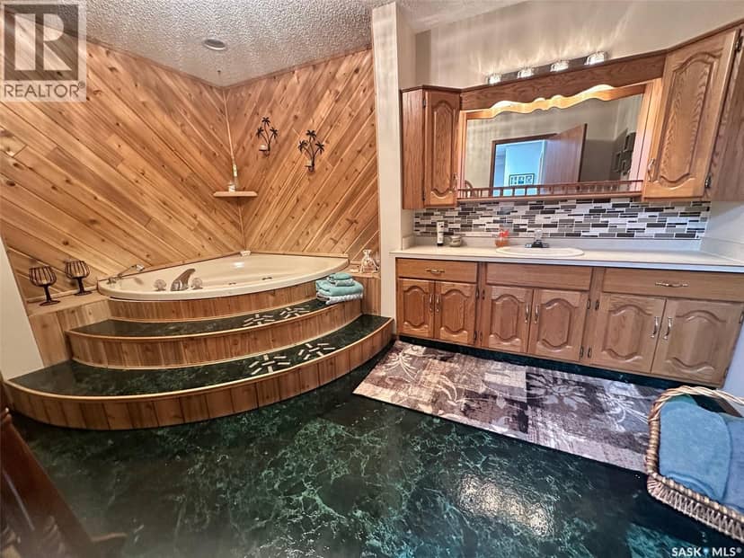 Sieben Acreage — photo 25 of 28