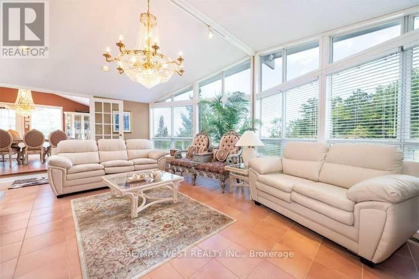 29 Milton Street — photo 2 of 38