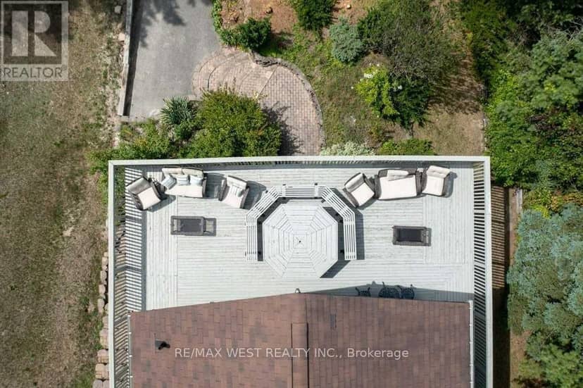 29 Milton Street — photo 34 of 38