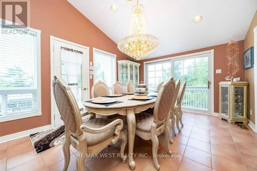 29 Milton Street — photo 8 of 38
