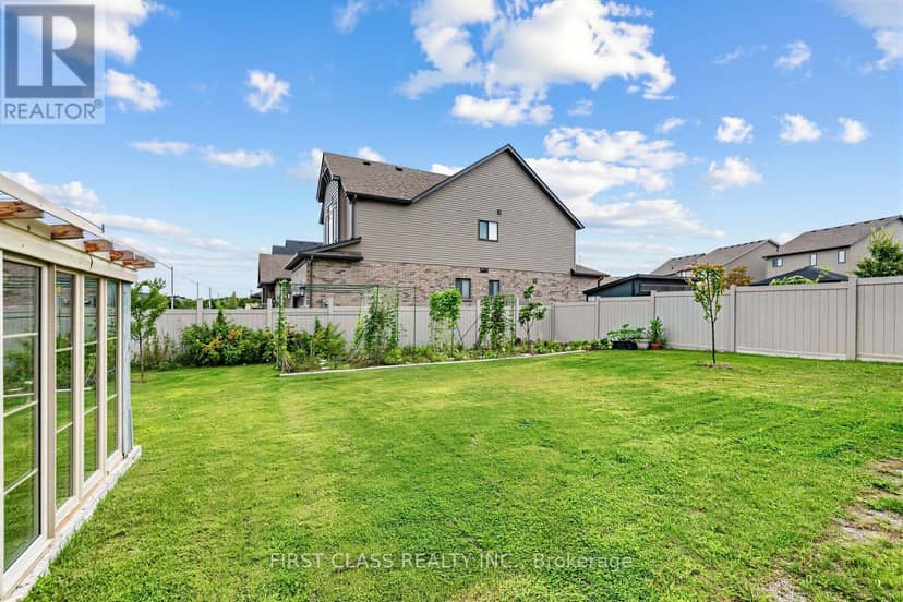 2 Pennell Drive — photo 31 of 32