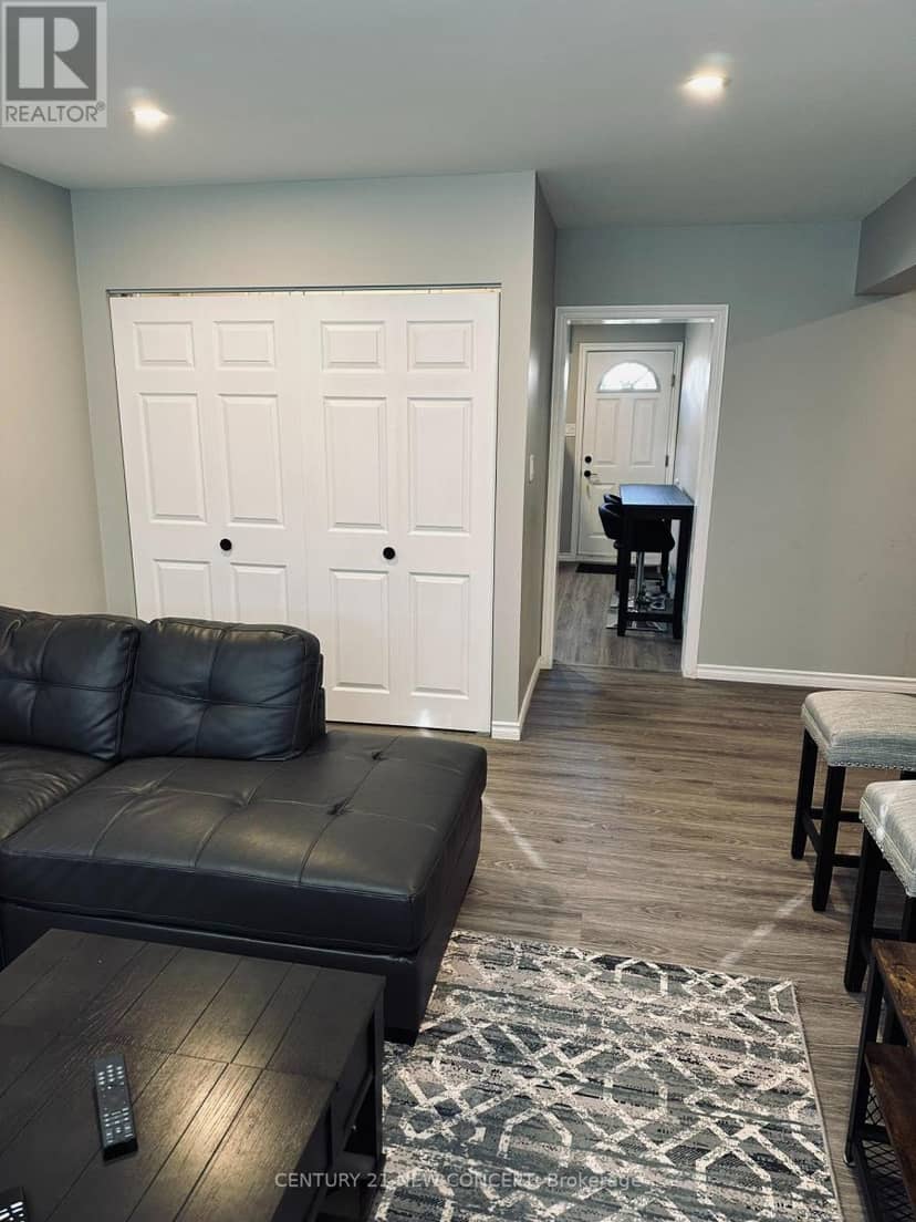 580 Digby Avenue — photo 12 of 29