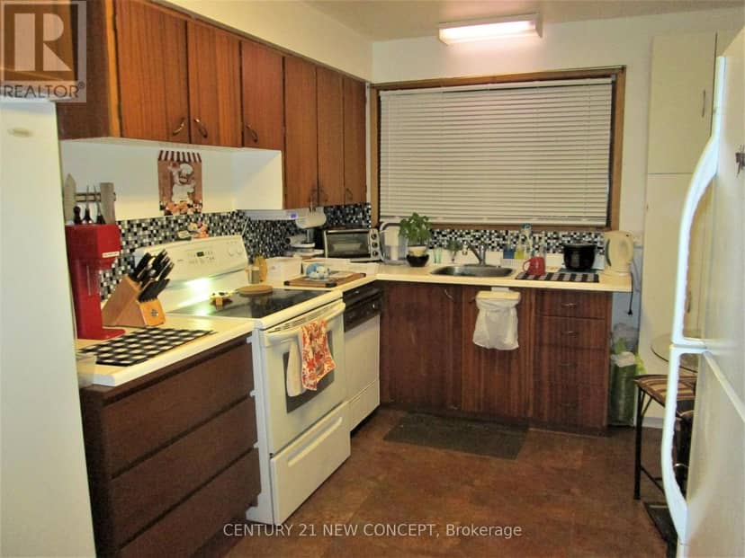 580 Digby Avenue — photo 17 of 29