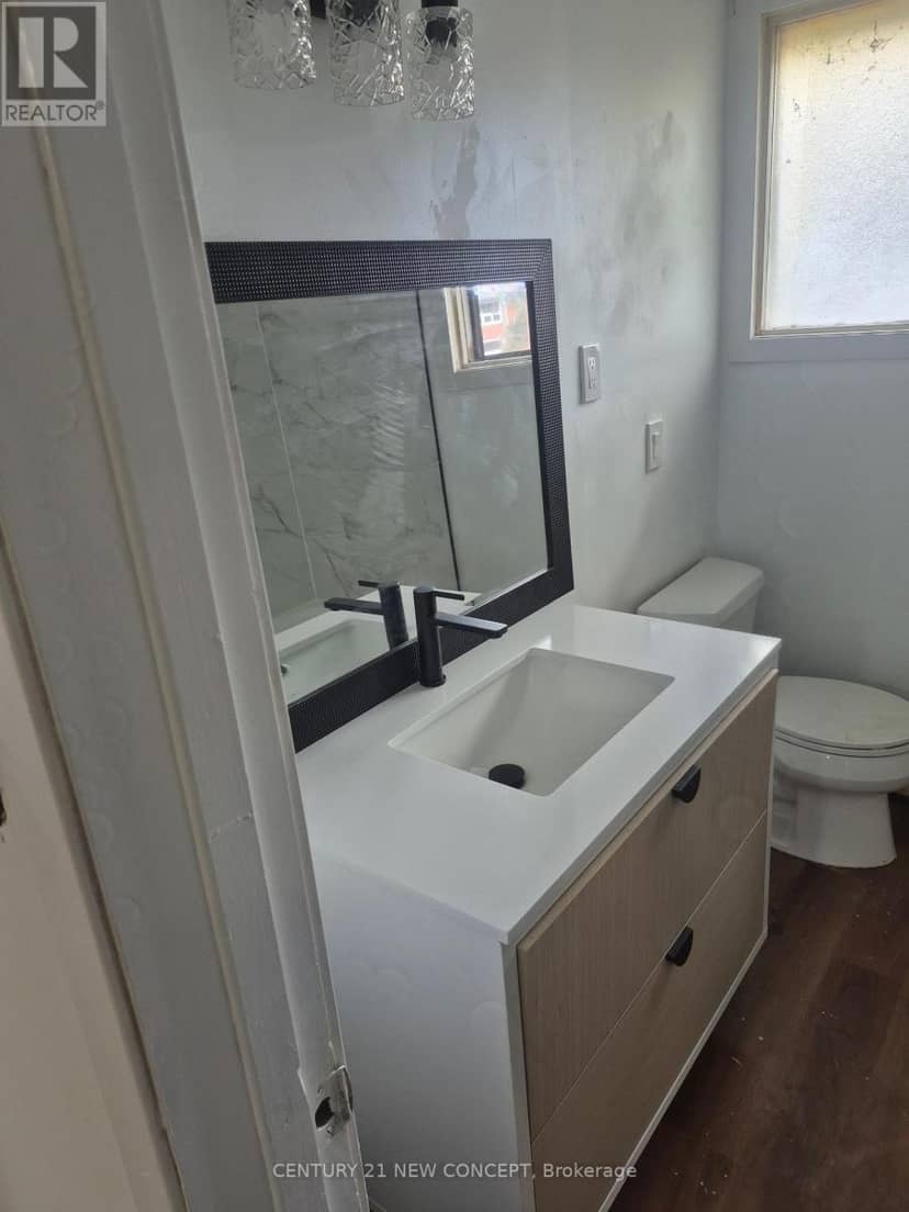 580 Digby Avenue — photo 3 of 29