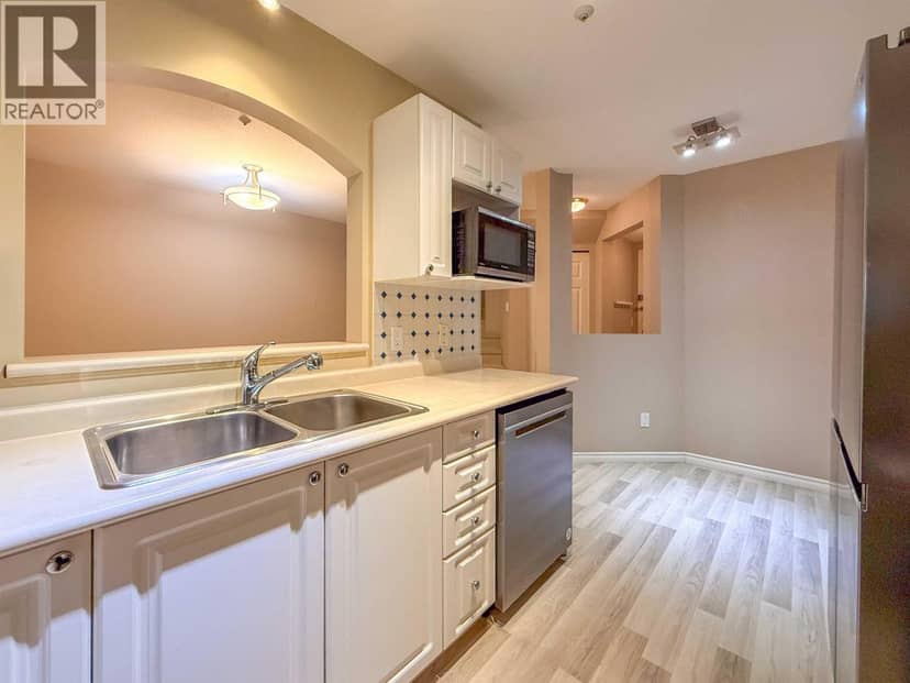 120 2970 PRINCESS CRESCENT, Coquitlam, photo 8
