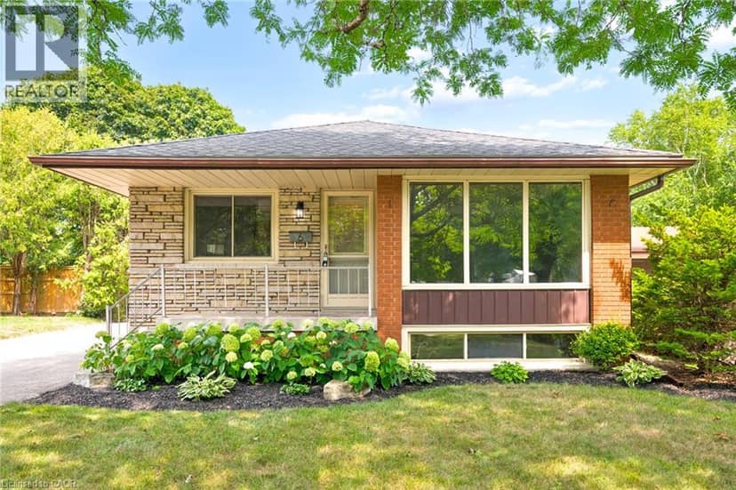 6 ROBROY Court — photo 1 of 40