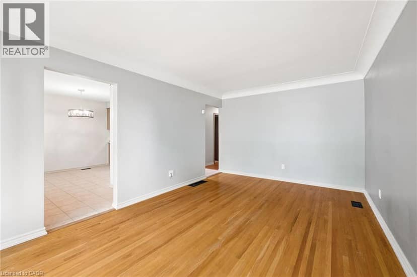 6 ROBROY Court — photo 18 of 40