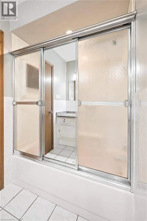 6 ROBROY Court — photo 29 of 40