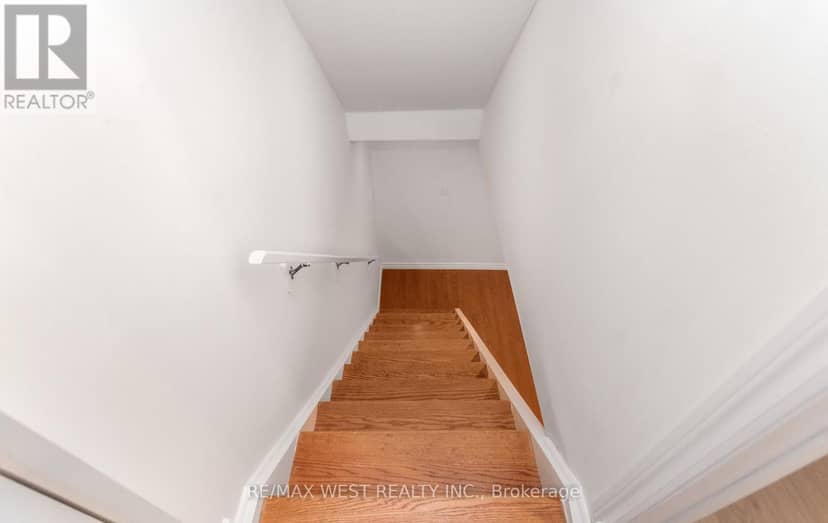 5239 Bushelgrove Circle — photo 35 of 40