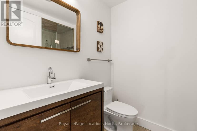 109 Hemlock Court W — photo 24 of 40