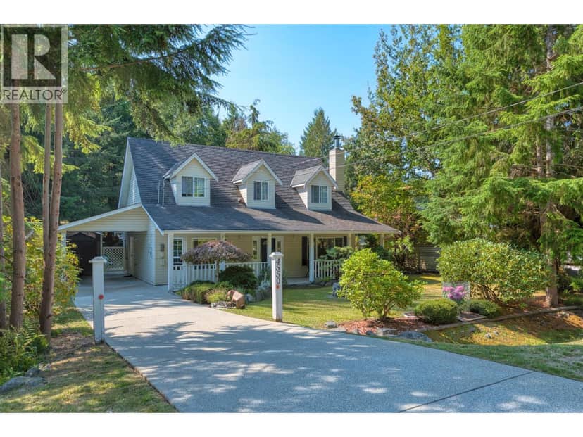 4550 MERRILL ROAD, Madeira Park