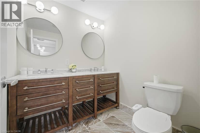 33 KEATLEY Drive — photo 39 of 40