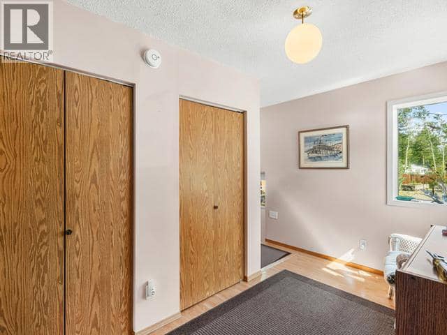 1308 Elm Street — photo 8 of 34