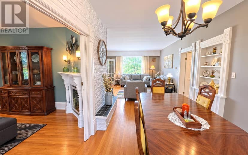 403 CLERMONT Road — photo 17 of 40