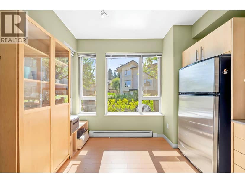 131 9229 UNIVERSITY CRESCENT, Burnaby, photo 2