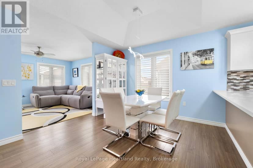 8 Windward Way N — photo 12 of 39