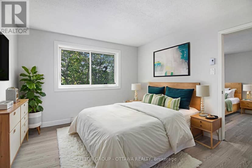 314 - 270 Brittany Drive — photo 9 of 27