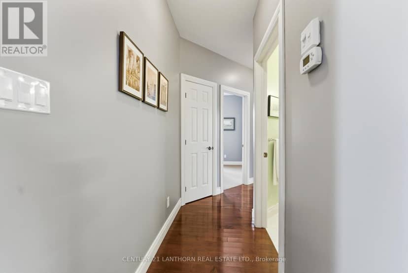 39 McDougall Drive — photo 21 of 40