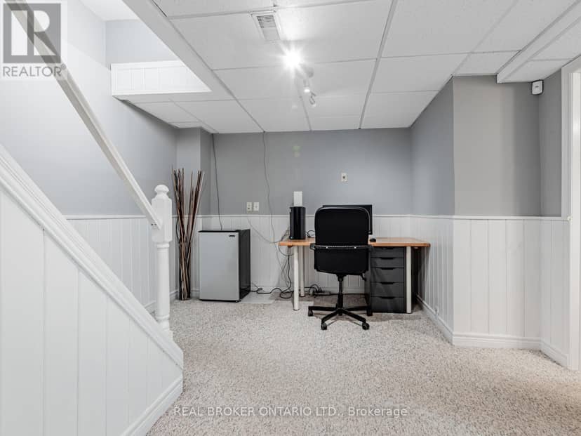 125 Kersey Crescent — photo 31 of 37