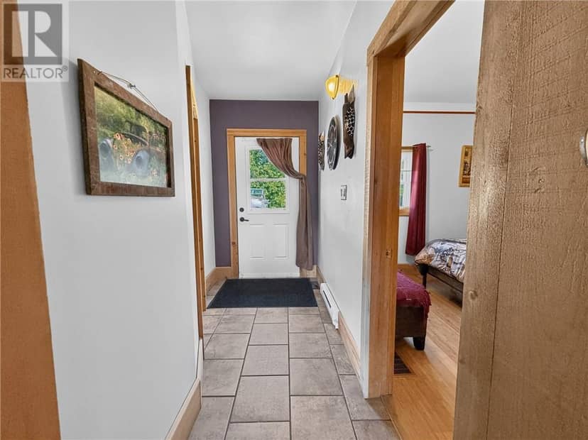 40 Younge Street — photo 29 of 40