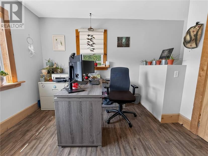 40 Younge Street, Kagawong, Manitoulin Island, photo 6