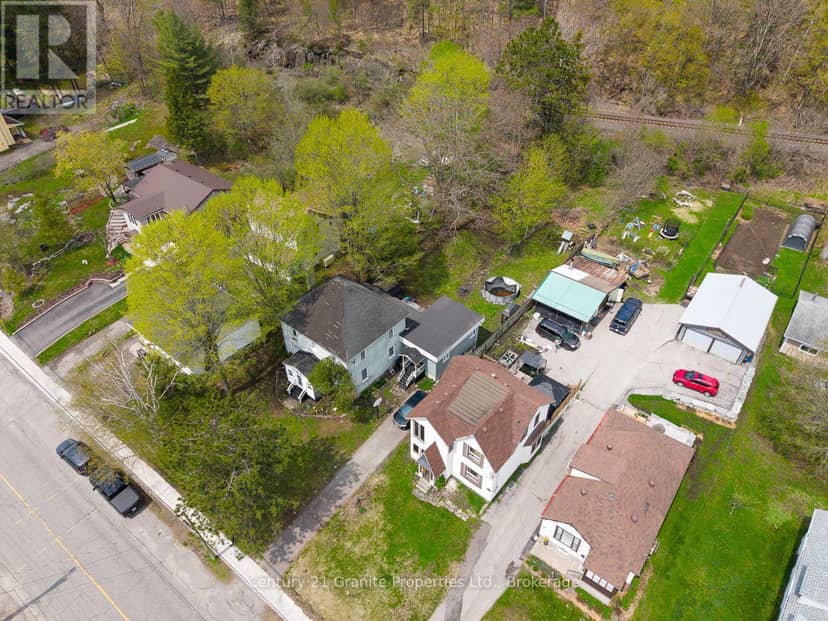 50 William Street, Parry Sound, photo 5