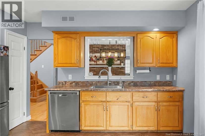 59 McDowell Avenue — photo 8 of 40
