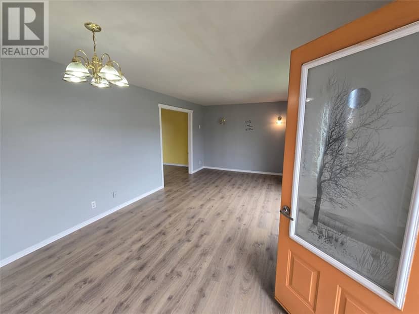 506 Tamarack Drive — photo 16 of 40