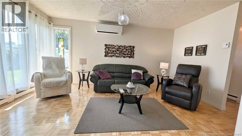 264 Rue Allard Street, Caraquet, photo 5