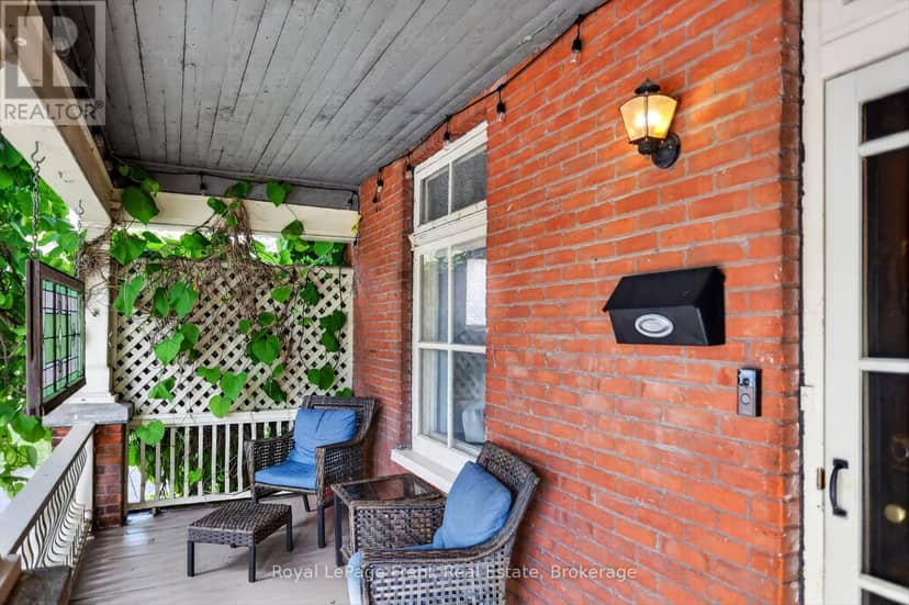 121 Romaine Street — photo 5 of 40