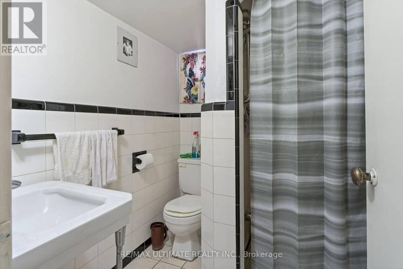 519 Douglas Avenue — photo 35 of 40
