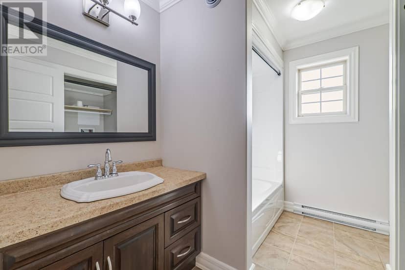 28 Kenai Crescent — photo 25 of 40