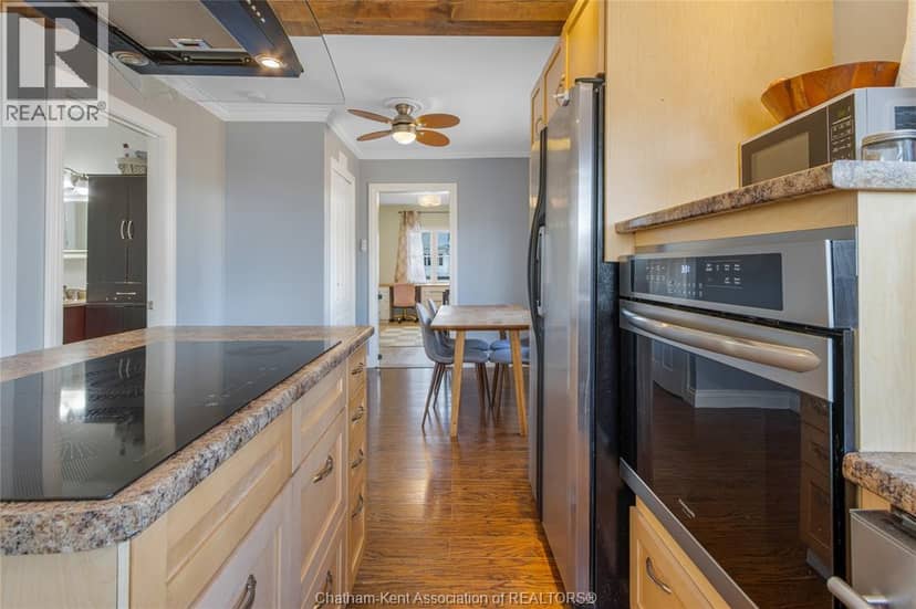 310 MCNAUGHTON AVENUE East — photo 12 of 40