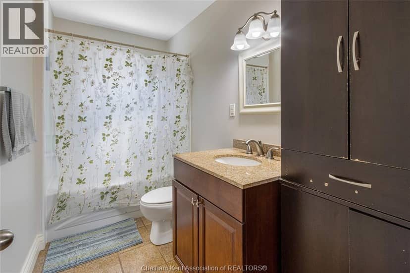 310 MCNAUGHTON AVENUE East — photo 17 of 40