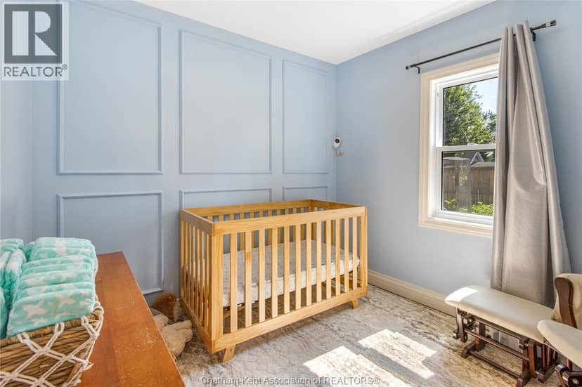 310 MCNAUGHTON AVENUE East — photo 18 of 40