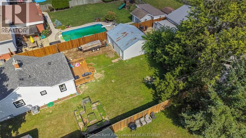 310 MCNAUGHTON AVENUE East — photo 33 of 40