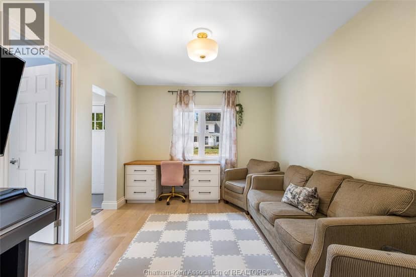 310 MCNAUGHTON AVENUE East — photo 9 of 40