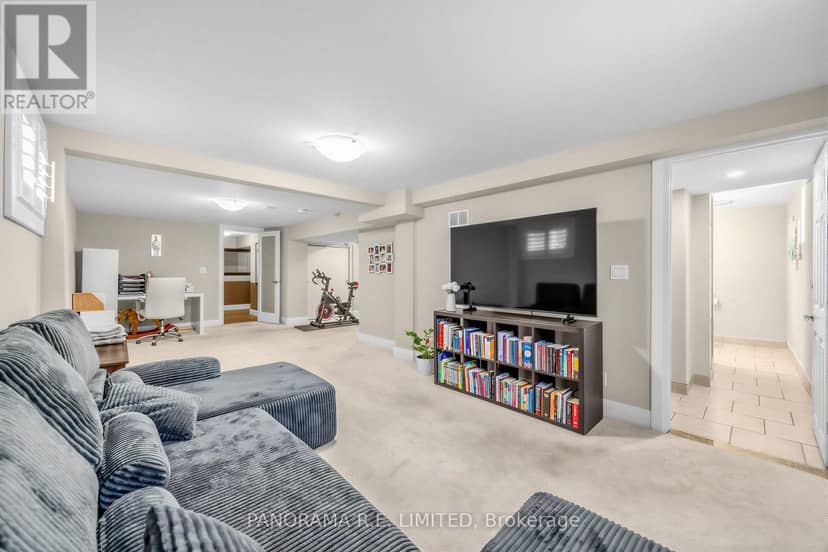 14 Agar Crescent — photo 18 of 27