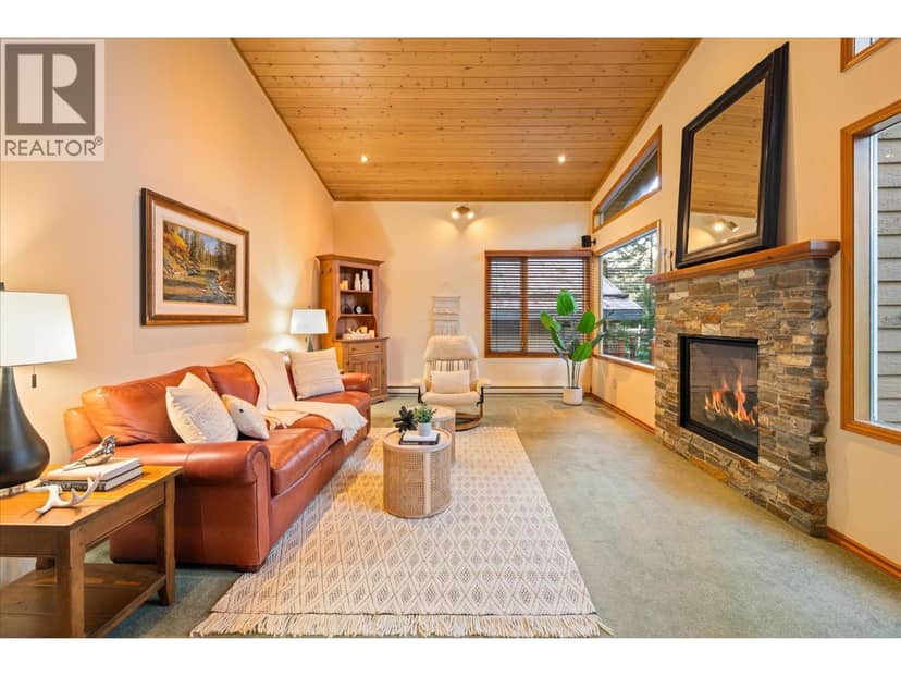 3205 ARBUTUS DRIVE, Whistler, photo 3