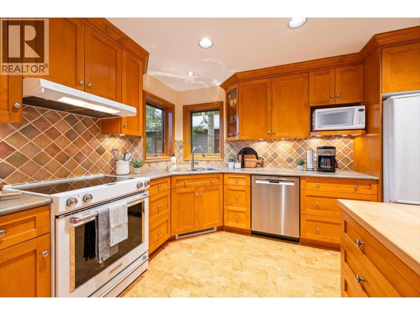 3205 ARBUTUS DRIVE, Whistler, photo 7