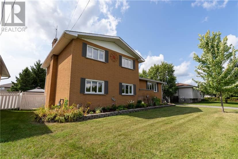 189 Rayside Avenue, Azilda, photo 2