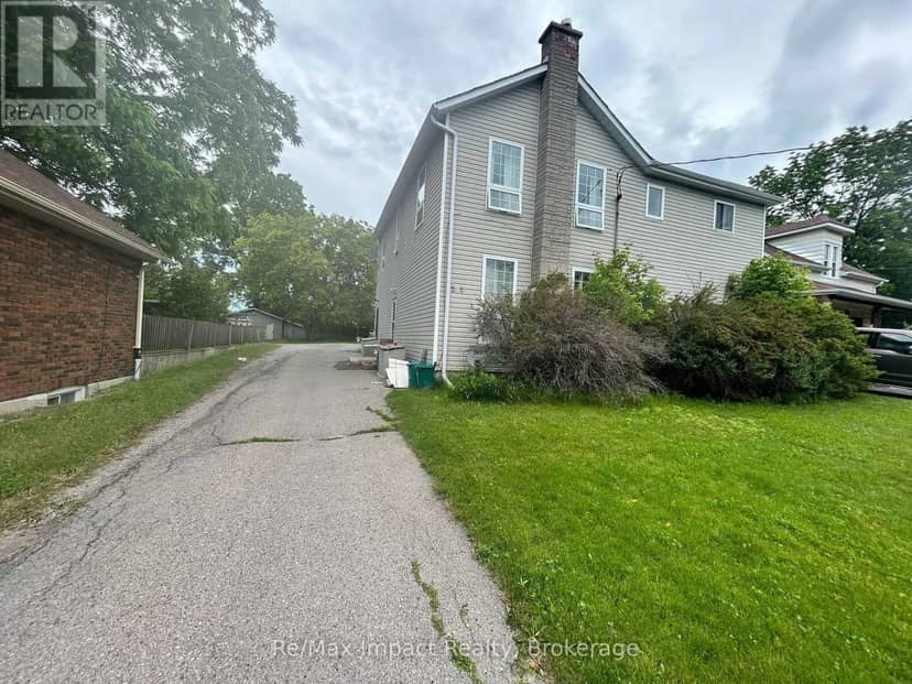 292 William Street E — photo 1 of 6