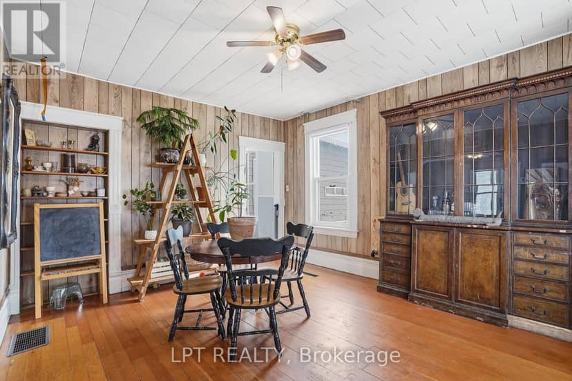 21630 Laggan-Glenelg Road, North Glengarry, photo 8