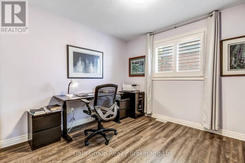 402 Fairway Road — photo 10 of 24
