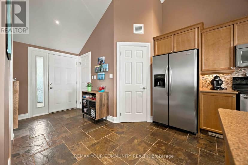386 Bear Road — photo 10 of 40