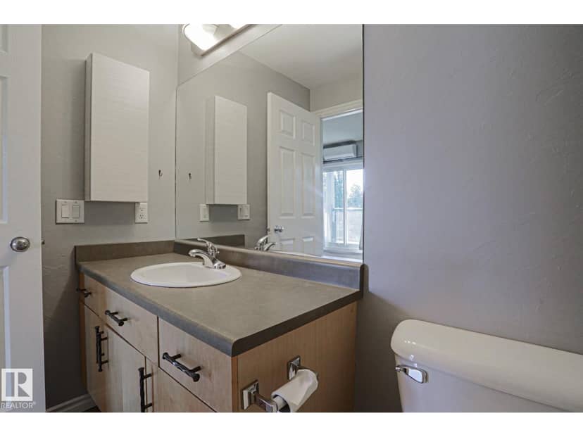#101 10118 95 ST NW NW — photo 18 of 24